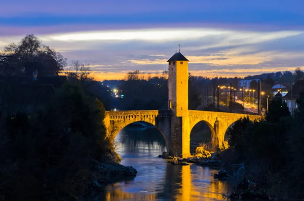 Mittelalterliche Brücke — Stockfoto