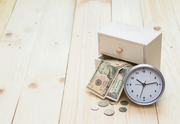 Tid och pengar-konceptet — Stockfoto