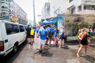 Chiang Mai Tayland-Nisan 13:Chiang mai Songkran Festivali. Forei