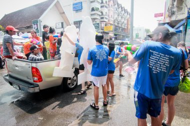 Chiang Mai Tayland-Nisan 13:Chiang mai Songkran Festivali. Forei