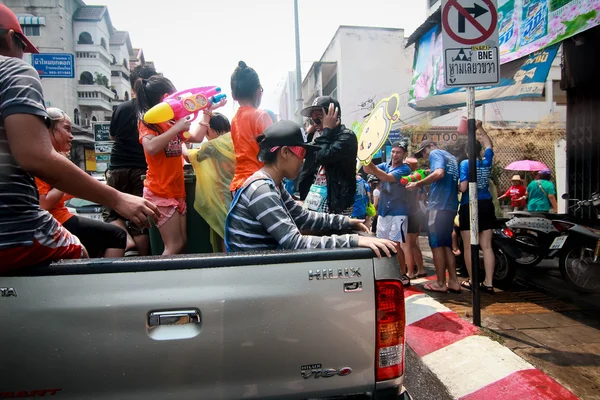 Chiang Mai Thailand-April 13:Chiang mai Songkran festival. Forei — Stockfoto