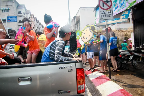 CHIANG MAI THAILAND-APRIL 13: Chiang mai Songkran festival. Форэй — стоковое фото