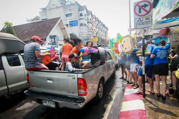 CHIANG MAI THAILAND-APRIL 13: Chiang mai Songkran festival. Форэй — стоковое фото