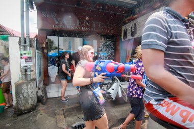 Chiang Mai Tayland-Nisan 13:Chiang mai Songkran Festivali. Forei
