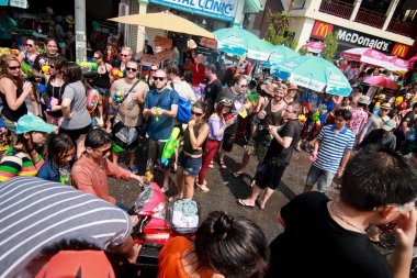 Chiang Mai Tayland-Nisan 13:Chiang mai Songkran Festivali. Forei