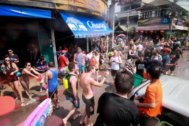 Chiang Mai Tayland-Nisan 13:Chiang mai Songkran Festivali. Forei