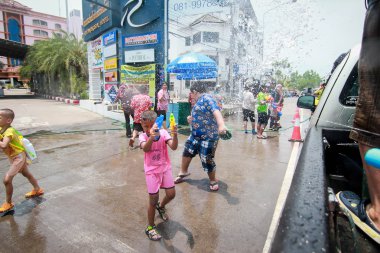 Chiang Mai Tayland-Nisan 13:Chiang mai Songkran Festivali. Forei