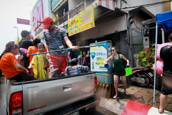 CHIANG MAI THAILAND-APRIL 13: Chiang mai Songkran festival. Форэй — стоковое фото