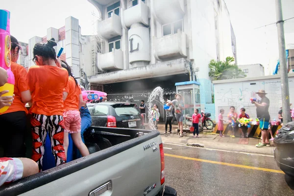 CHIANG MAI THAILAND-APRIL 13: Chiang mai Songkran festival. Форэй — стоковое фото