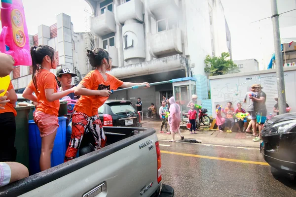 Chiang Mai Thailand-April 13:Chiang mai Songkran festival. Forei — Stockfoto