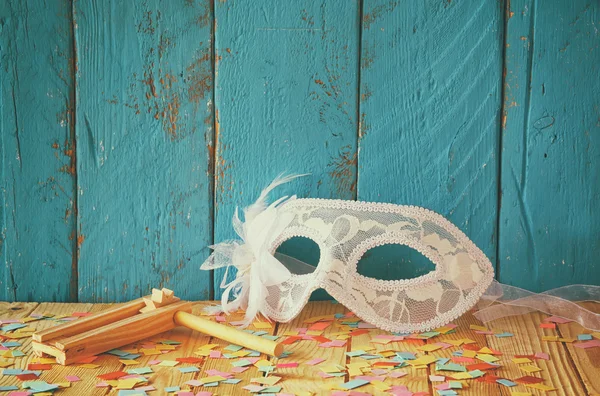 Conceito de celebração Purim (feriado de carnaval judaico). foco seletivo. vintage filtrado e tonificado — Fotografia de Stock