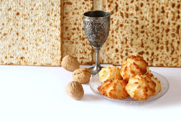 Pesah 庆祝概念 （犹太逾越节假期）。孤立对白色 — 图库照片
