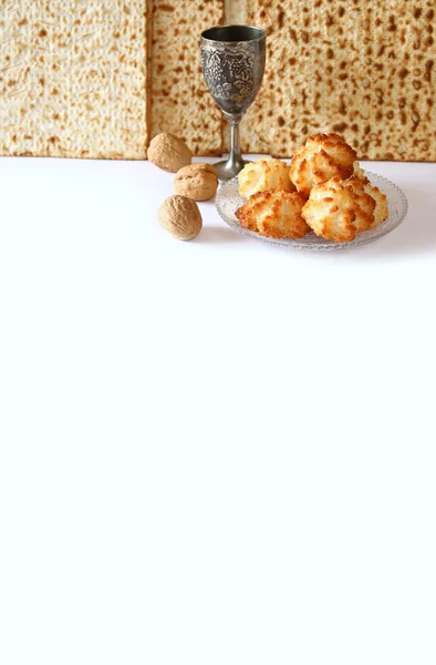 Conceito de celebração de Pesah (feriado judaico da Páscoa). isolado em branco — Fotografia de Stock