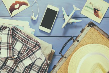 ambalajlanacak hazır giyim konseptiyle seyahat