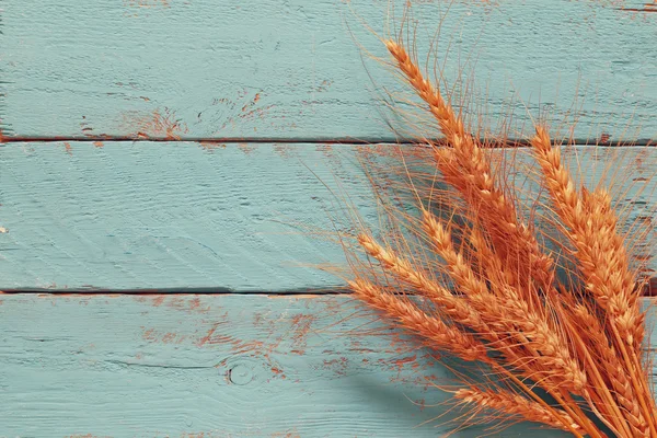 Draufsicht auf die Ernte auf dem Holztisch — Stockfoto