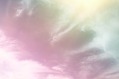 mavi gökyüzünde bulutlar ile soyut resim