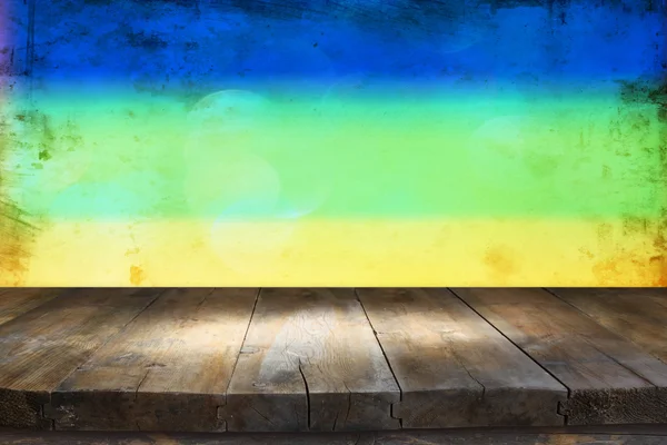 Tabeli przed streszczenie tło za pomocą Brazylia flaga kolory — Zdjęcie stockowe