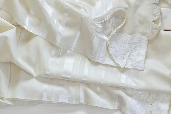 Mantón de oración blanco - Tallit, símbolo religioso judío — Foto de Stock