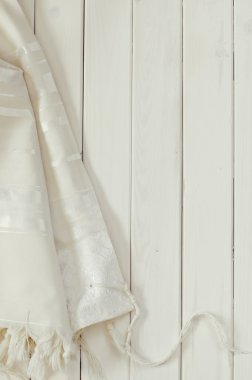 Dua şal - Tallit, Yahudi dini sembolü beyaz
