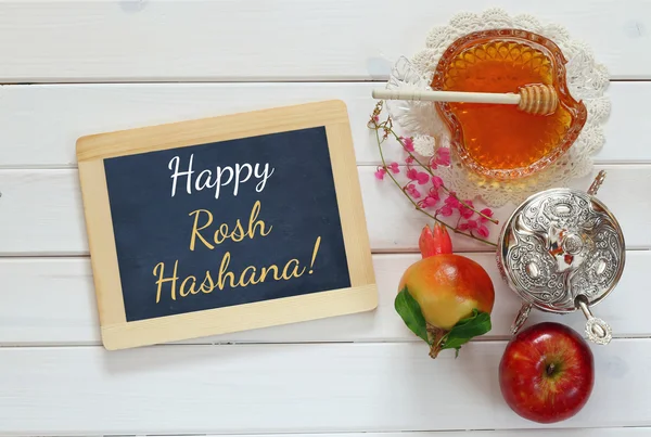 Rosh hashanah (єврейський Новий рік). Традиційні символи — стокове фото
