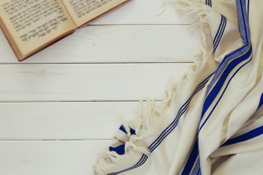 Dua şal - Tallit, Yahudi dini sembolü.