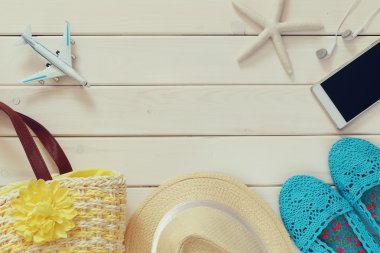 kadın tatil aksesuarları ve yaşam tarzı nesneleri