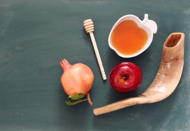 Rosh hashanah (Yahudi yeni yılı) kavramı. Geleneksel semboller