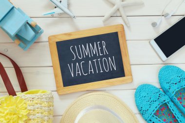 kadın tatil aksesuarları ve yaşam tarzı nesneleri