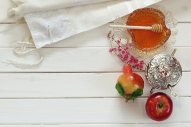 Rosh hashanah (Yahudi yeni yılı) kavramı. Geleneksel semboller