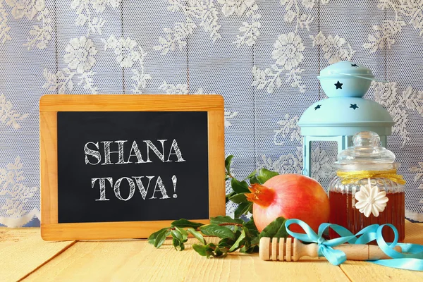 Rosh hashanah (jüdisches Neujahr) Konzept. traditionelle Symbole — Stockfoto