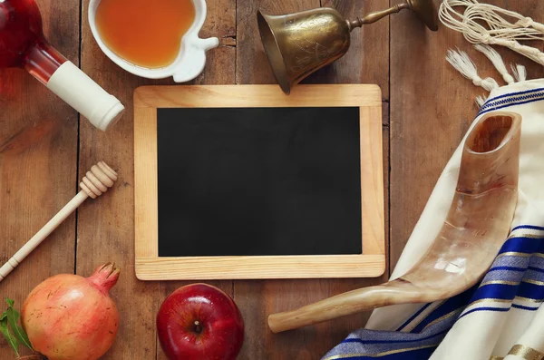 Rosh hashanah (Yahudi yeni yılı) kavramı. Geleneksel semboller — Stok fotoğraf