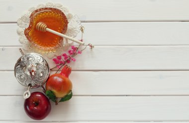 Rosh hashanah (Yahudi yeni yılı) kavramı. Geleneksel sembolü