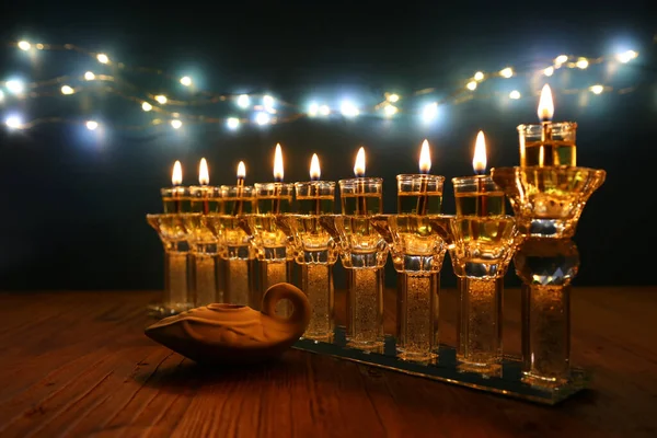Религиозный Образ Еврейского Праздника Ханука Фон Менорой Традиционная Канделябра Свечой — стоковое фото