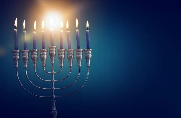 Религиозный Образ Еврейского Праздника Ханука Фон Менорой Традиционные Канделябры Свечами — стоковое фото
