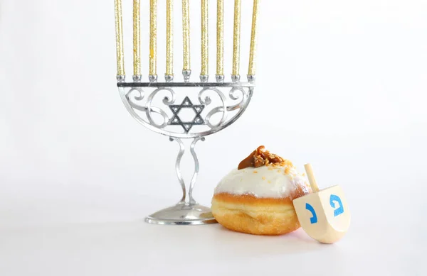 Banner Jewish Holiday Hanukkah Ντόνατ Και Ξύλινα Dreidels Περιστρεφόμενη Κορυφή — Φωτογραφία Αρχείου