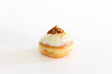 Çörek resmi. Beyaz üzerine izole edilmiş. Yahudi bayramı Hanuka sembolü