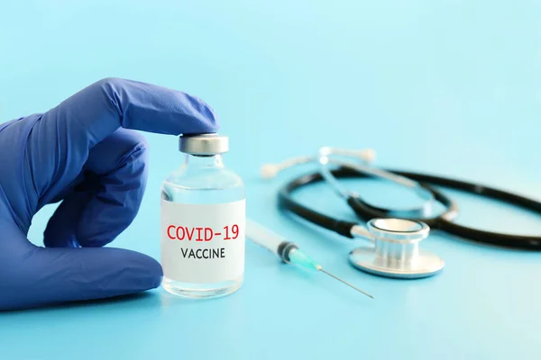 Doctor Nurse Holding Covid Vaccine Healthcare Medical Concept — Stock Photo, Image