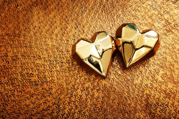 Top View Two Gold Hearts Bronze Background — Stock Photo, Image