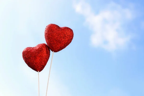 Red Glitter Hearts Blue Sky — Stock Photo, Image