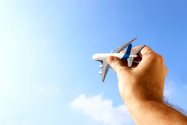 Close Photo Man Hand Holding Toy Airplane Blue Sky Clouds — Stock Photo, Image