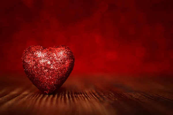 Concept Saint Valentin Coeurs Rouges Scintillants Sur Fond Brillant — Photo