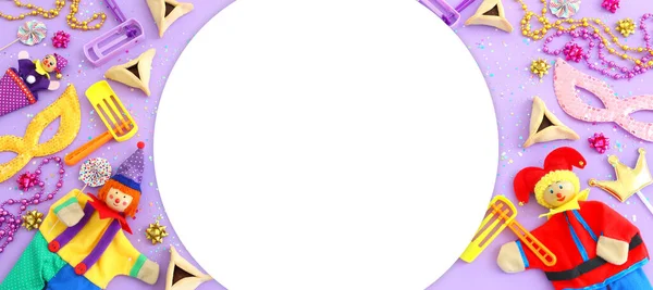 Концепция Празднования Пурим Еврейский Карнавал Деревянном Фиолетовом Фоне Вид Сверху — стоковое фото