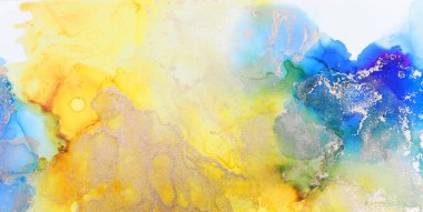 Alkol mürekkebi, mavi, sarı ve altın rengi olan soyut akışkan sanat resimlerinin sanat fotoğrafçılığı