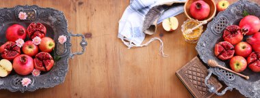 Rosh hashanah (Yahudi Yeni Yıl Tatili) konsepti. Geleneksel semboller