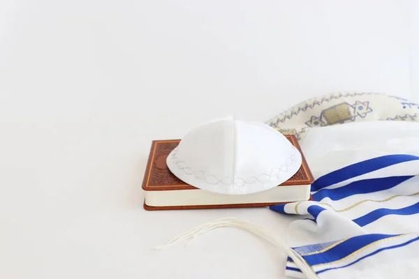 Religie Beeld Van Wit Gebed Talit Rosh Hashanah Joodse Nieuwjaarsvakantie — Stockfoto