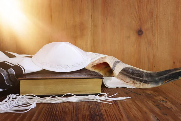 Religion Bild Shofar Horn Och Vit Bön Talit Rosh Hashanah — Stockfoto