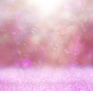 soyut fotoğraf ışığın ağaçlar ve glitter bokeh ışıklar arasında seri. görüntü bulanık ve filtre .