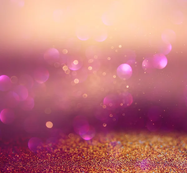 Luci e texture sfocate astratte marrone e viola bokeh. l'immagine è sfocata — Foto Stock