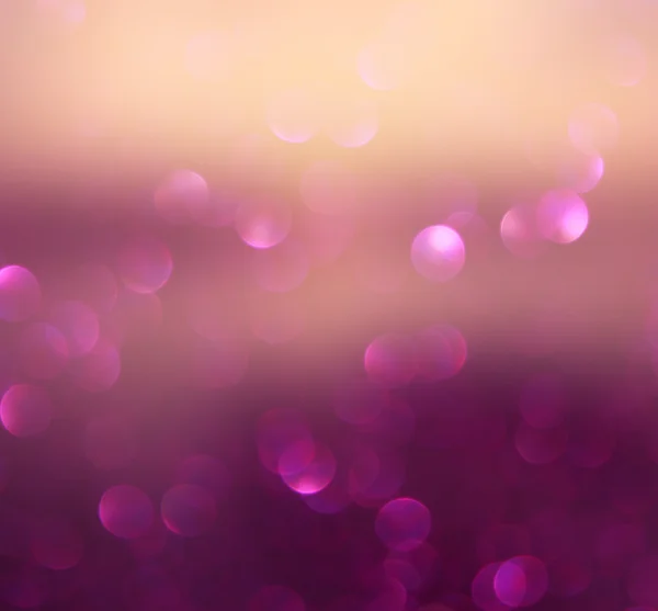 Borroso abstracto marrón y púrpura bokeh luces y texturas. imagen está desenfocada —  Fotos de Stock