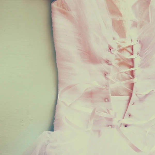 Vestido de novia vintage corsé fondo. concepto de boda. imagen filtrada — Foto de Stock